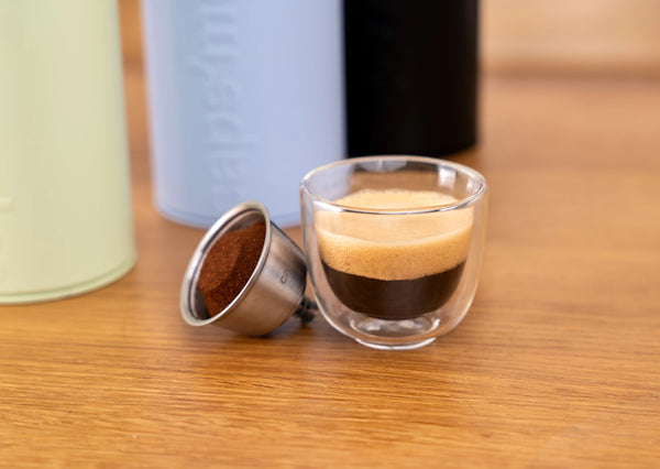 Capsule de café réutilisable : pourquoi et comment sauter le pas en 2026 ?